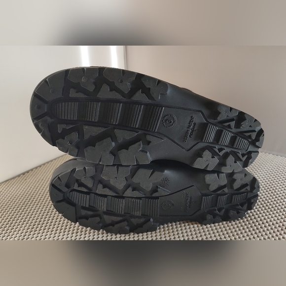 Wonder Nation Winter Boots Boys Size 3 String closure Waterproof slip resistant - Picture 5 of 7